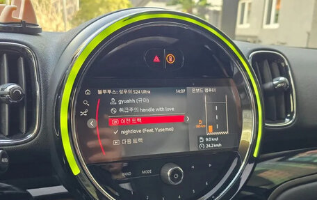 MINI Countryman II (F60), 2022 год, 2 250 000 рублей, 6 фотография