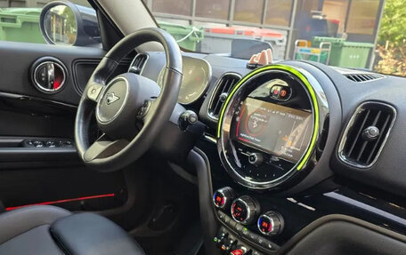 MINI Countryman II (F60), 2022 год, 2 250 000 рублей, 16 фотография