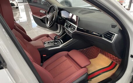 BMW 3 серия, 2021 год, 3 175 000 рублей, 14 фотография