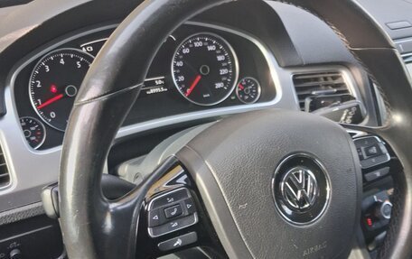 Volkswagen Touareg III, 2017 год, 3 200 000 рублей, 1 фотография