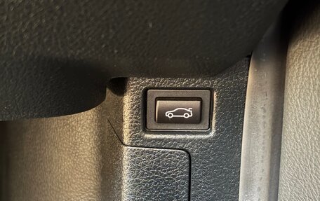 BMW 3 серия, 2016 год, 1 850 000 рублей, 21 фотография