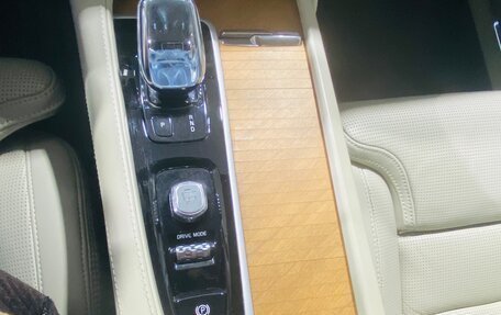 Volvo XC90 II рестайлинг, 2019 год, 5 300 000 рублей, 30 фотография