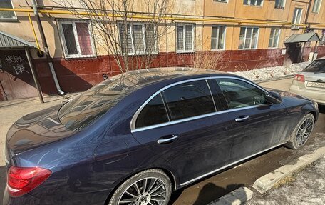 Mercedes-Benz E-Класс, 2018 год, 3 600 000 рублей, 3 фотография