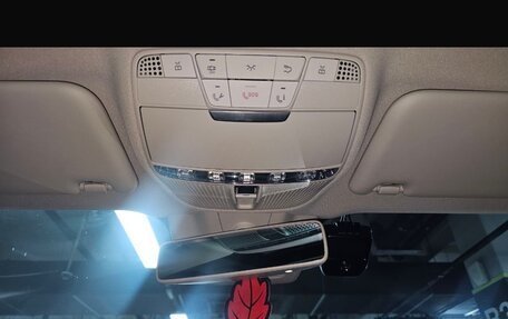 Mercedes-Benz E-Класс, 2018 год, 3 600 000 рублей, 14 фотография