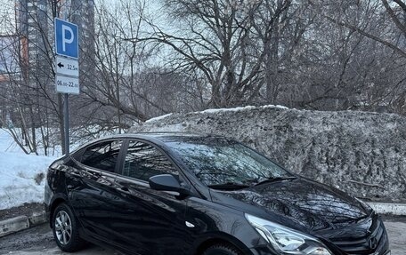 Hyundai Solaris II рестайлинг, 2014 год, 1 100 000 рублей, 2 фотография