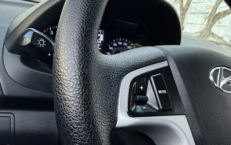 Hyundai Solaris II рестайлинг, 2014 год, 1 100 000 рублей, 10 фотография