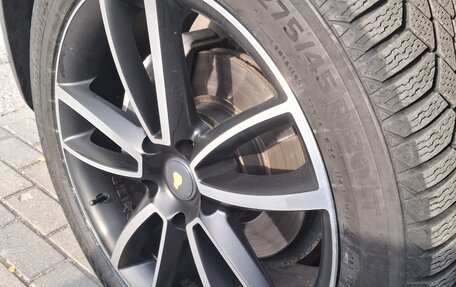 Volkswagen Touareg III, 2017 год, 3 200 000 рублей, 4 фотография