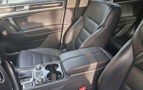 Volkswagen Touareg III, 2017 год, 3 200 000 рублей, 6 фотография