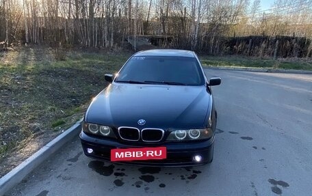 BMW 5 серия, 2003 год, 600 000 рублей, 12 фотография