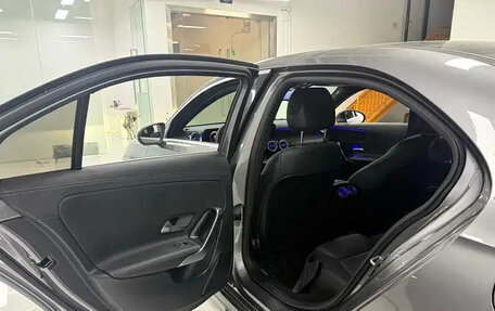 Mercedes-Benz A-Класс, 2022 год, 1 844 030 рублей, 13 фотография