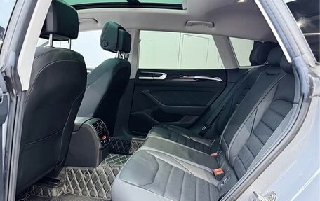 Volkswagen Arteon I, 2022 год, 4 500 000 рублей, 16 фотография