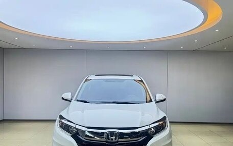Honda Vezel, 2022 год, 1 330 050 рублей, 2 фотография
