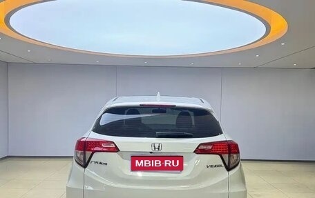 Honda Vezel, 2022 год, 1 330 050 рублей, 5 фотография