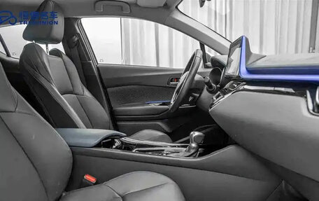 Toyota C-HR I рестайлинг, 2022 год, 1 711 030 рублей, 13 фотография