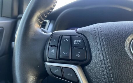 Toyota Highlander III, 2019 год, 3 555 000 рублей, 26 фотография