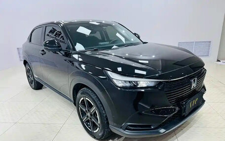 Honda Vezel, 2023 год, 1 690 000 рублей, 3 фотография