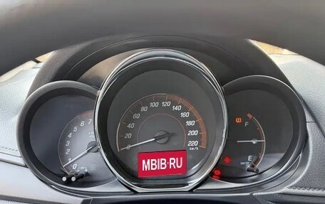 Toyota Yaris XP150 рестайлинг, 2022 год, 1 130 050 рублей, 14 фотография