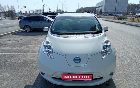 Nissan Leaf I, 2014 год, 650 000 рублей, 1 фотография