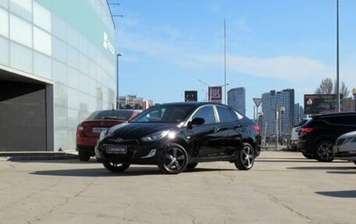 Hyundai Solaris II рестайлинг, 2013 год, 750 000 рублей, 1 фотография