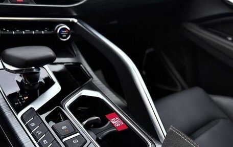 Geely Tugella FY11, 2022 год, 3 050 000 рублей, 18 фотография