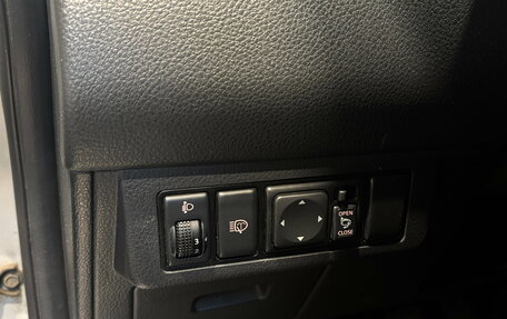 Nissan Tiida, 2010 год, 650 000 рублей, 14 фотография