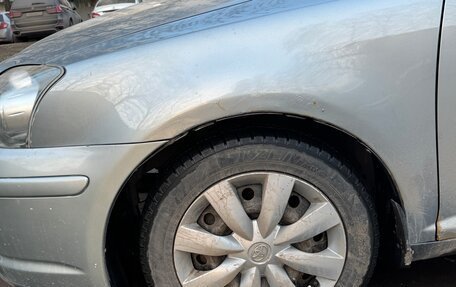 Toyota Avensis III рестайлинг, 2007 год, 580 000 рублей, 12 фотография