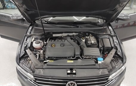 Volkswagen Passat B8 рестайлинг, 2021 год, 2 250 000 рублей, 33 фотография