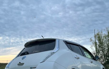 Nissan Leaf I, 2014 год, 650 000 рублей, 16 фотография