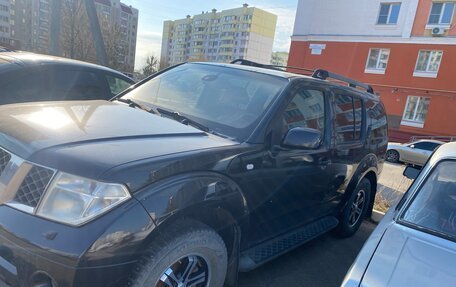 Nissan Pathfinder, 2005 год, 650 000 рублей, 2 фотография