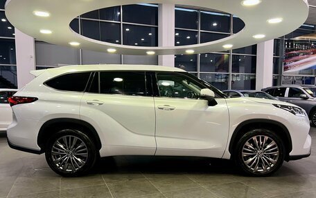 Toyota Highlander, 2025 год, 5 700 000 рублей, 8 фотография