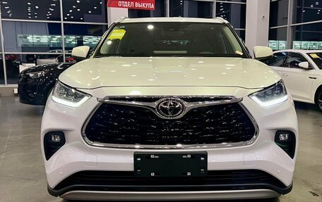 Toyota Highlander, 2025 год, 5 700 000 рублей, 2 фотография