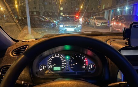 Mitsubishi Carisma I, 2003 год, 235 000 рублей, 12 фотография