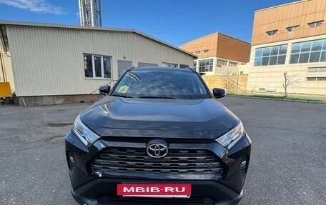 Toyota RAV4, 2021 год, 4 100 000 рублей, 7 фотография