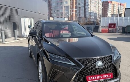 Lexus RX IV рестайлинг, 2019 год, 6 000 000 рублей, 2 фотография