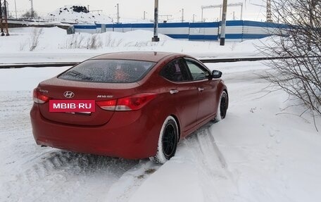 Hyundai Avante, 2012 год, 1 000 000 рублей, 3 фотография
