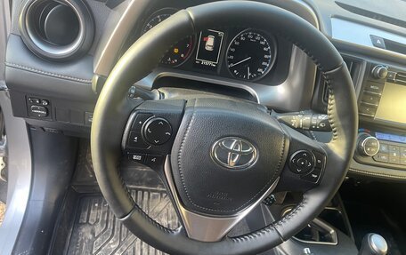 Toyota RAV4, 2015 год, 2 100 000 рублей, 11 фотография
