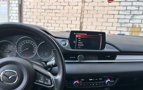 Mazda 6, 2020 год, 2 400 000 рублей, 14 фотография