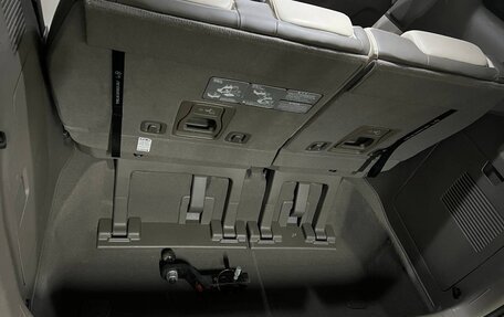 KIA Carnival, 2021 год, 5 700 000 рублей, 22 фотография