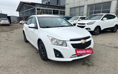 Chevrolet Cruze II, 2014 год, 799 990 рублей, 4 фотография