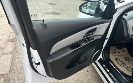 Chevrolet Cruze II, 2014 год, 799 990 рублей, 15 фотография