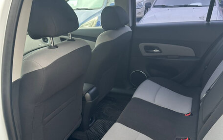 Chevrolet Cruze II, 2014 год, 799 990 рублей, 19 фотография