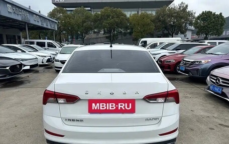 Skoda Rapid II, 2022 год, 1 246 077 рублей, 6 фотография