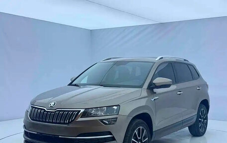 Skoda Karoq I, 2021 год, 1 954 077 рублей, 2 фотография