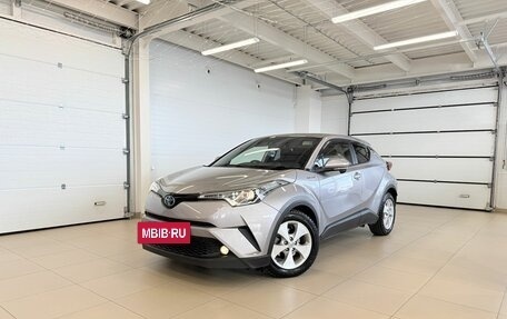 Toyota C-HR I рестайлинг, 2019 год, 2 079 000 рублей, 4 фотография