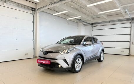 Toyota C-HR I рестайлинг, 2019 год, 2 079 000 рублей, 5 фотография