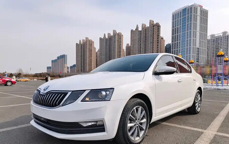 Skoda Octavia, 2021 год, 1 477 770 рублей, 2 фотография