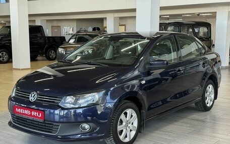 Volkswagen Polo VI (EU Market), 2013 год, 800 000 рублей, 1 фотография