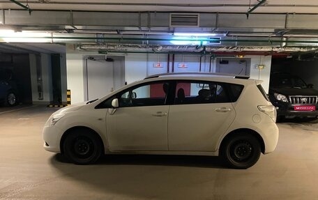 Toyota Verso I, 2010 год, 910 000 рублей, 1 фотография
