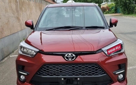 Toyota Raize I, 2022 год, 1 290 000 рублей, 1 фотография