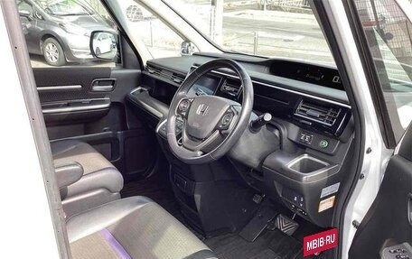 Honda Stepwgn IV, 2019 год, 1 661 000 рублей, 8 фотография